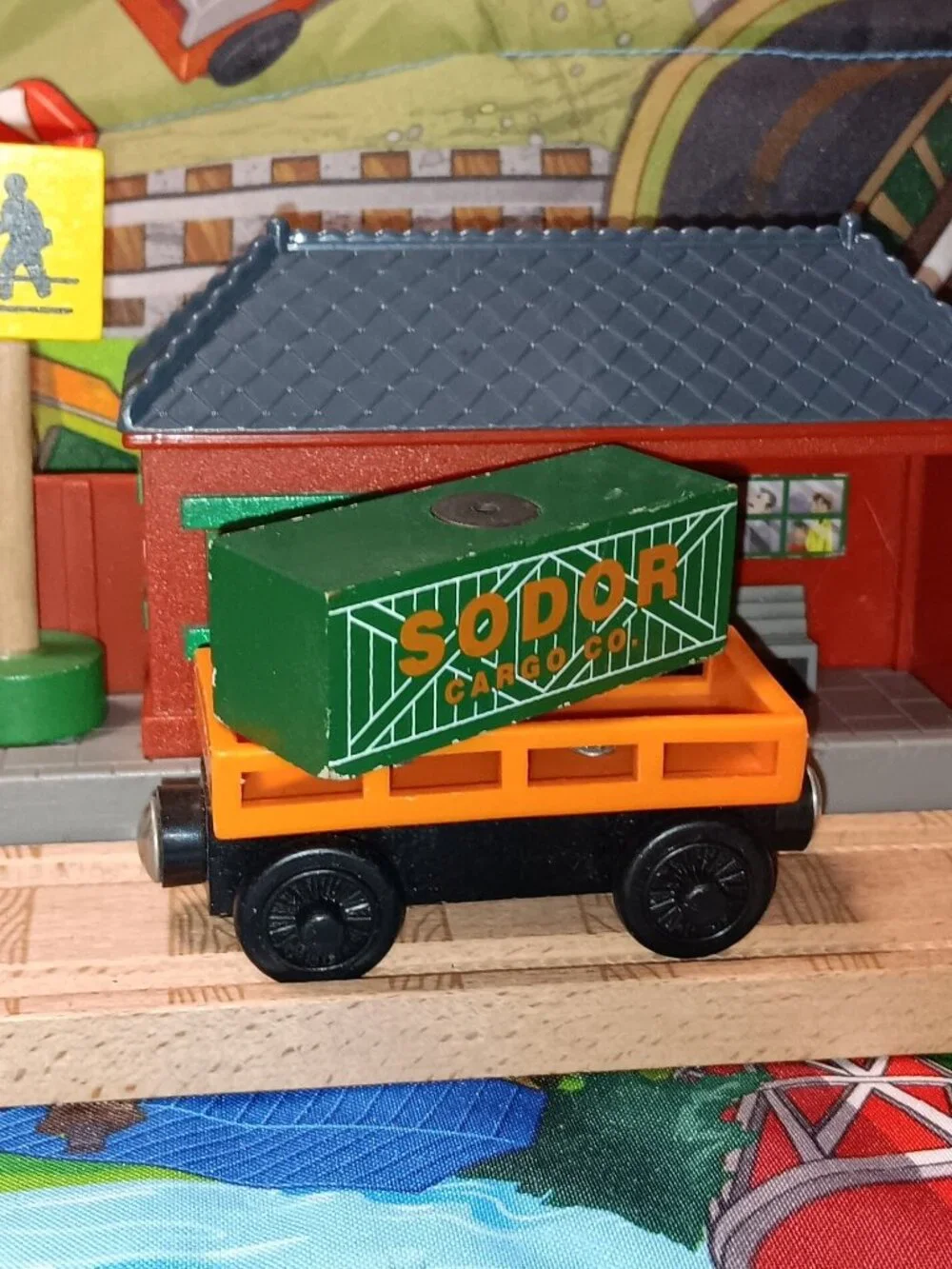 Thomas Wooden Railway Train Track Sodor Shipping Cargo Car Orange Green